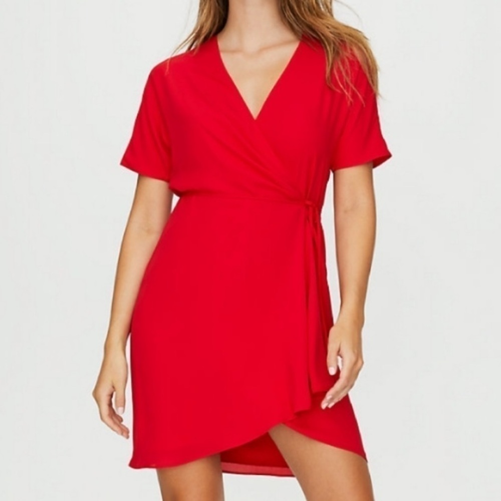 ARITZIA Babaton Wallace Wrap Dress Size M